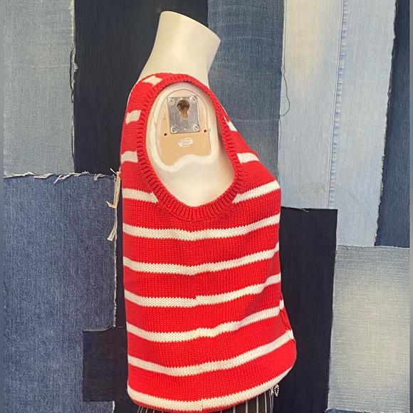 Vintage 90’s Red & White Striped NWT Knitted Vest Sz M - Picture 7 of 11